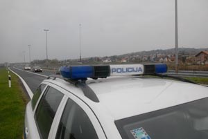 Slika PU_KZ/policija02.jpg