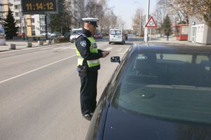 Slika PU_KZ/prometni_policajac08.jpg